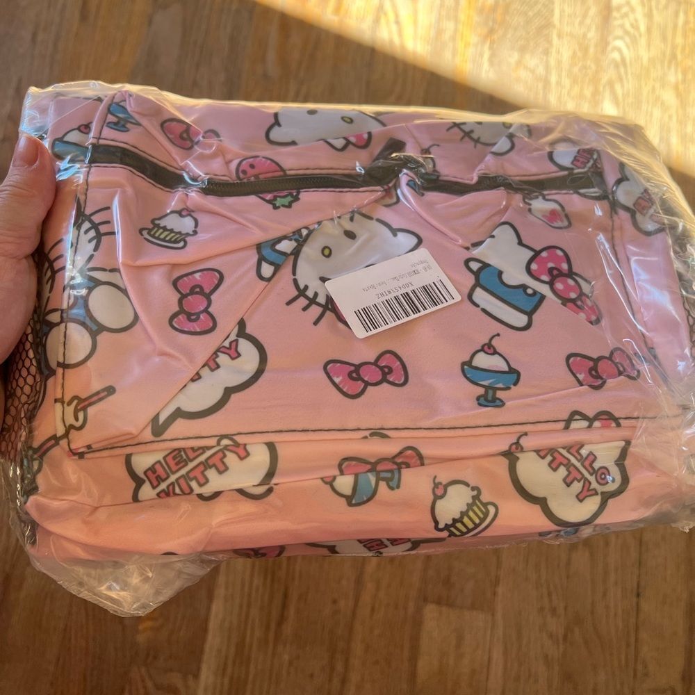 Hello Kitty Large Backpack - Picture 8 of 8